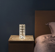 Nordic Kristall Lampe USB Tisch Lampen Schlafzimmer Touch Dimmen Atmosphäre Diamant Nacht Licht Rose Projektor Lampe Dekor