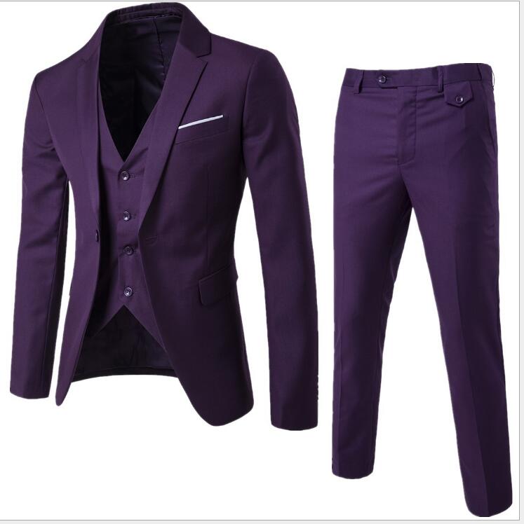 Suits for men also in plus sizes