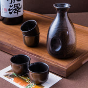 Weinglas im japanischen Stil, kreativer Sake-Krug