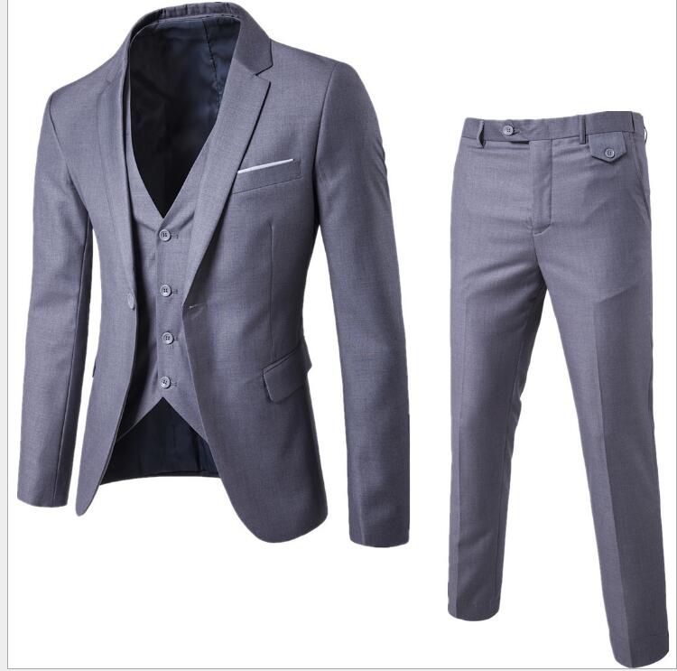 Suits for men also in plus sizes