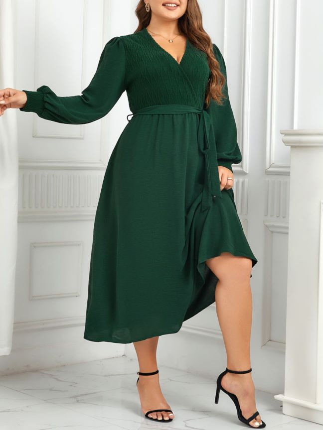 Women's V-neck Green Look Fairer Slimming Dress