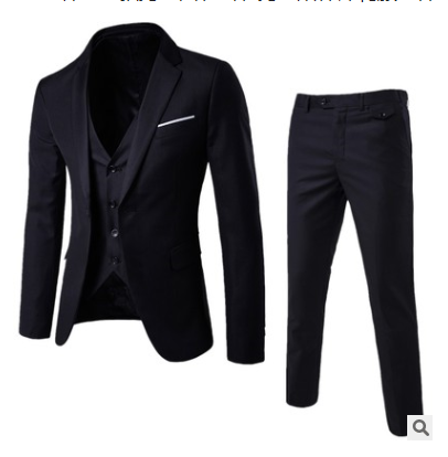 Suits for men also in plus sizes