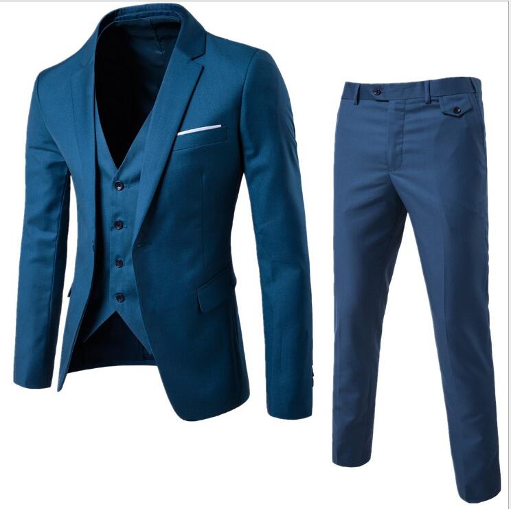 Suits for men also in plus sizes