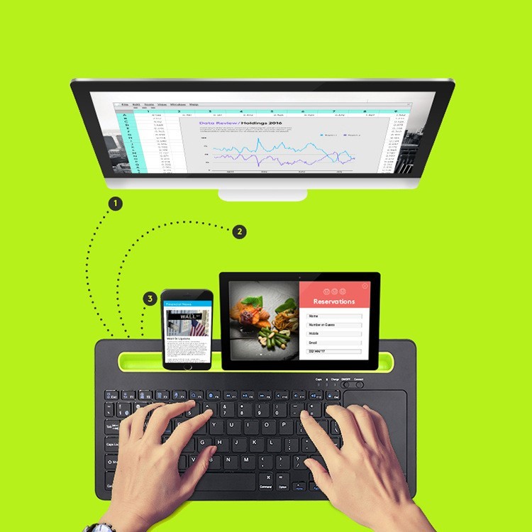 Universal keyboard for tablets and mobile phones