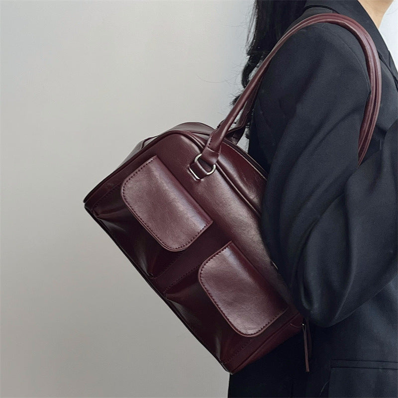 All-match shoulder bag for retro commuters