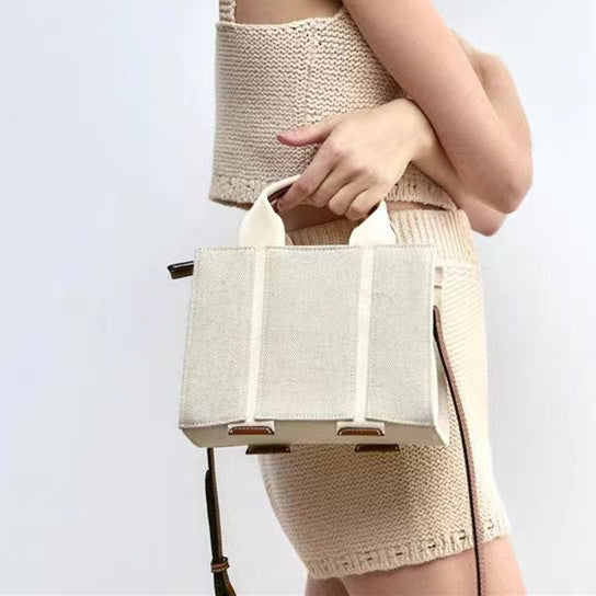 High quality portable shoulder bag with canvas stitching