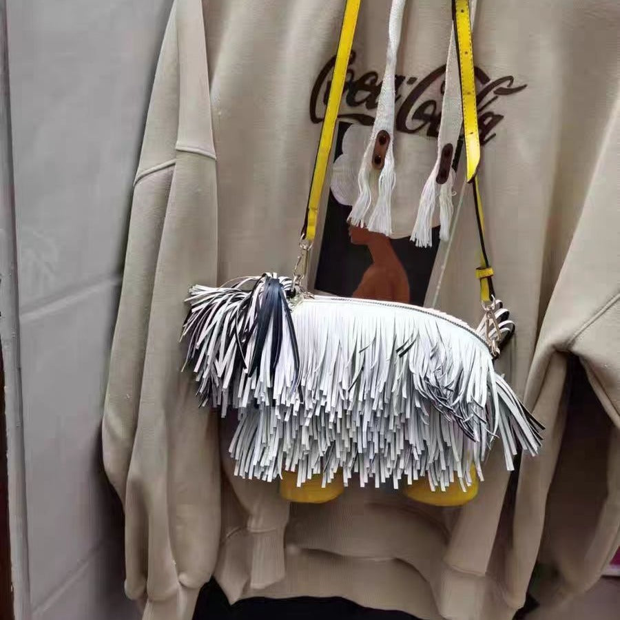 Jaw Lion Dog Tassel Bag