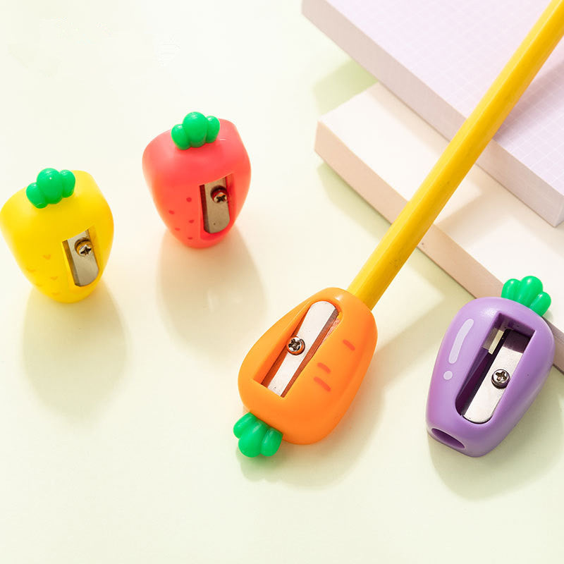 Small mini pencil sharpener in fruit and vegetable shape, small and portable