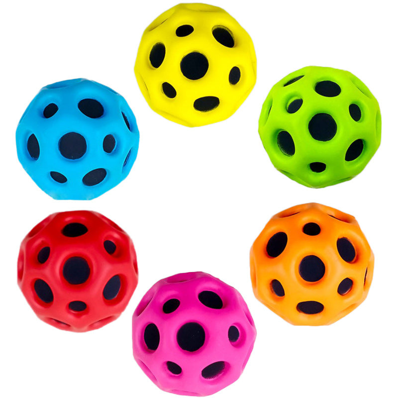 Lochball, weicher Hüpfball, Mondform, poröser Hüpfball, ergonomisches Design