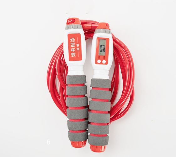 Electronic counting rope for fitness training