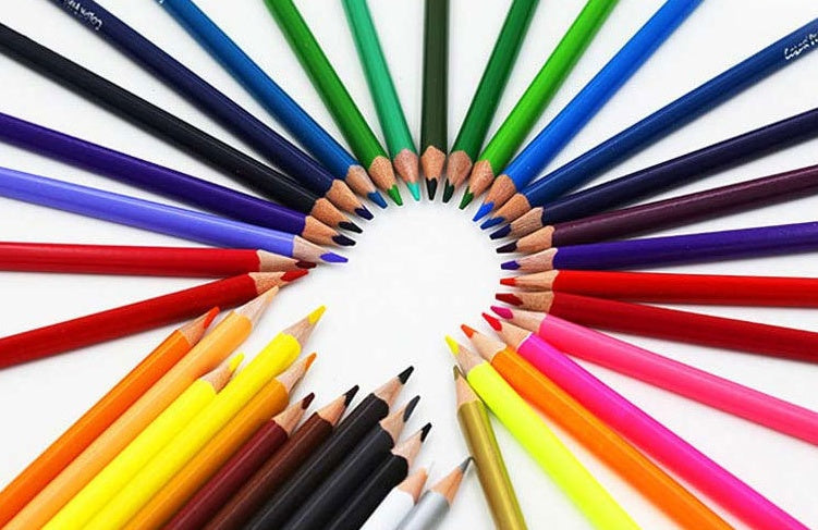 colored pencils 18 pieces