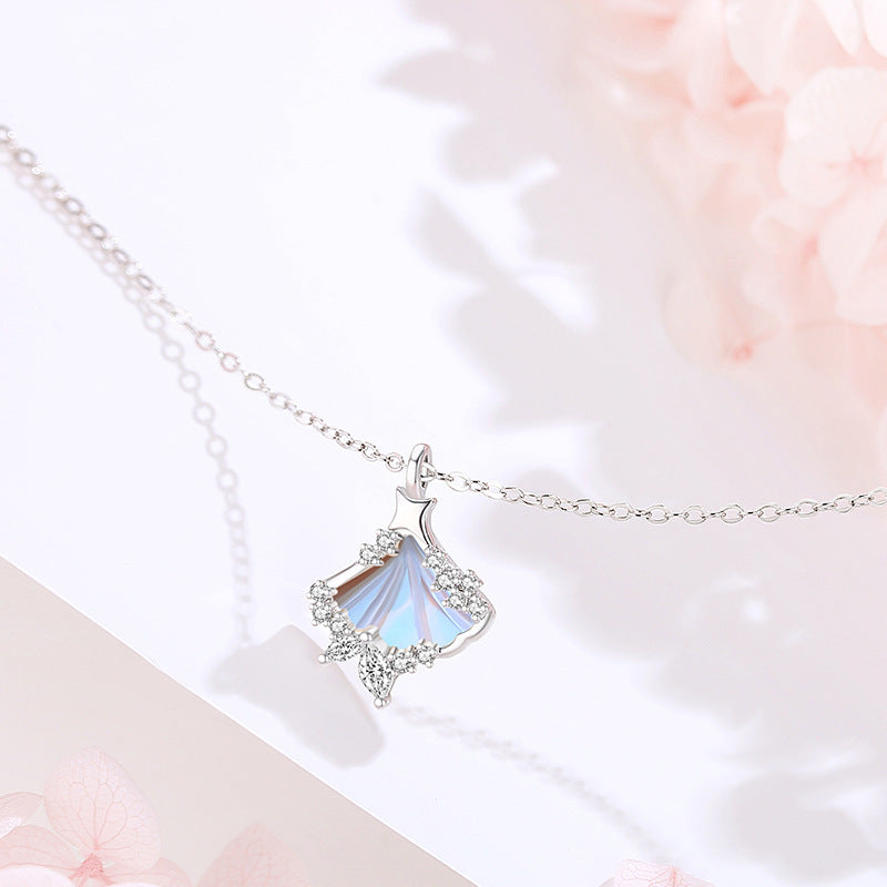 Fashion Ins Clavicle Chain Moonstone Pendant