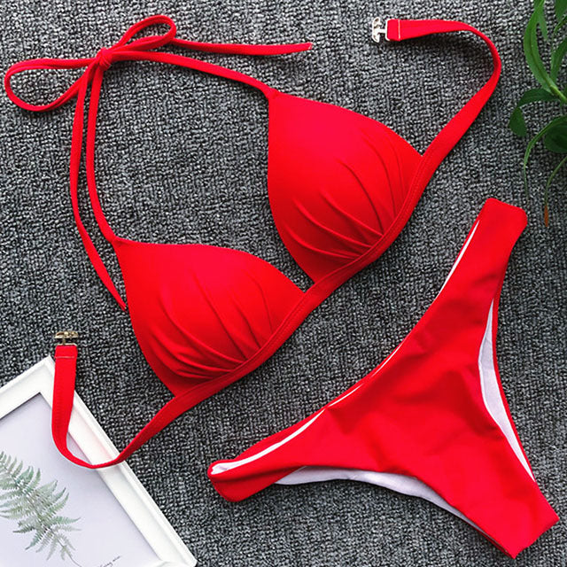 Einteiliger BH-Bikini mit hängendem Hals