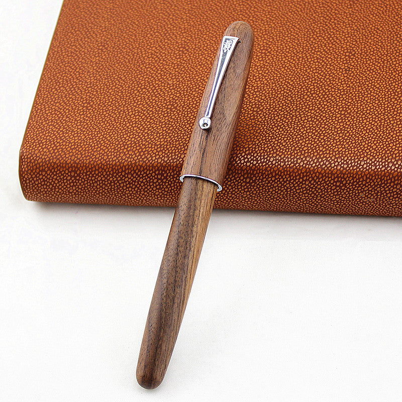 Vintage wooden pen fountain pen