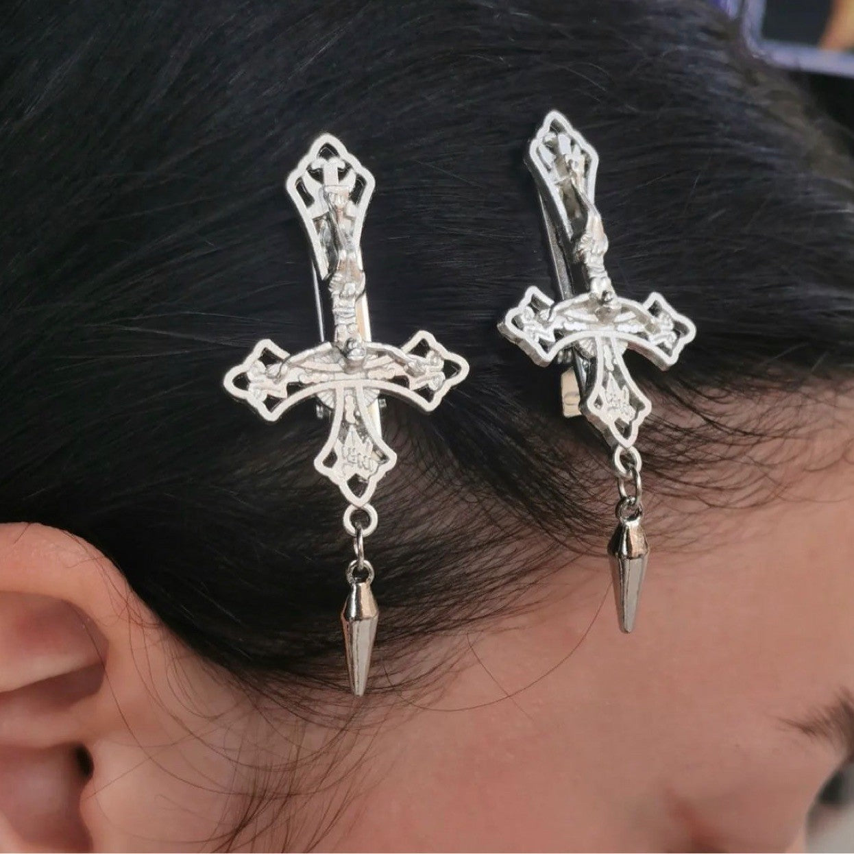 European And American Dark Retro Cross Barrettes