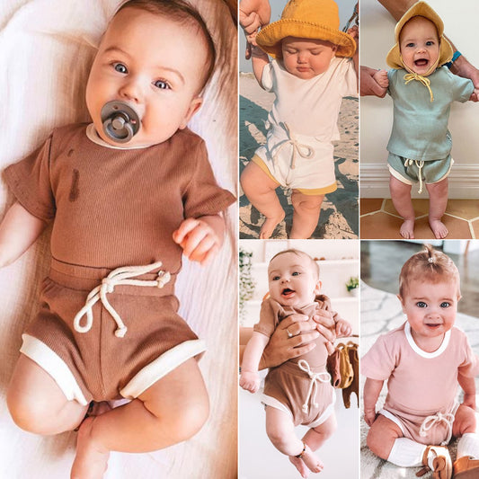 Two-piece set for infants and toddlers