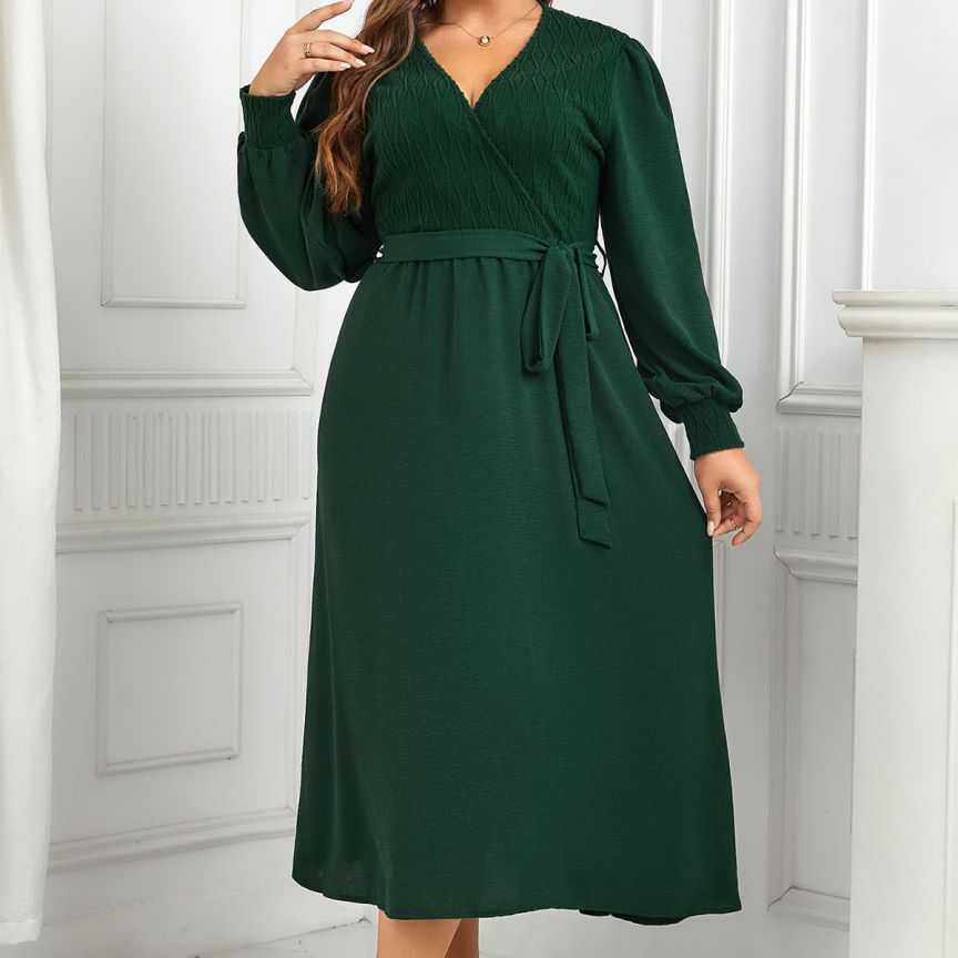 Women's V-neck Green Look Fairer Slimming Dress