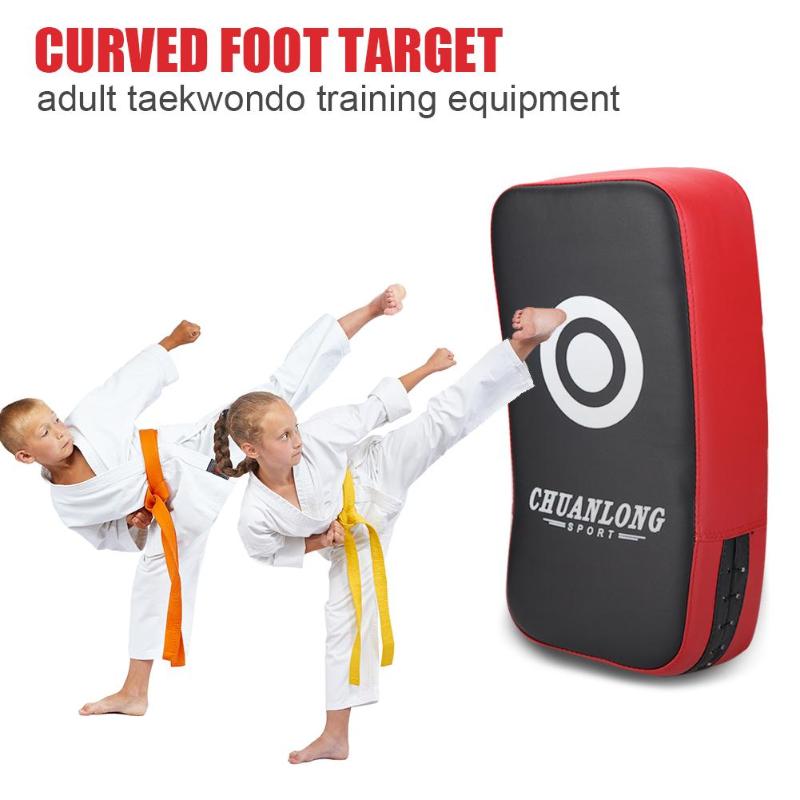 Taekwondo training device, foot target