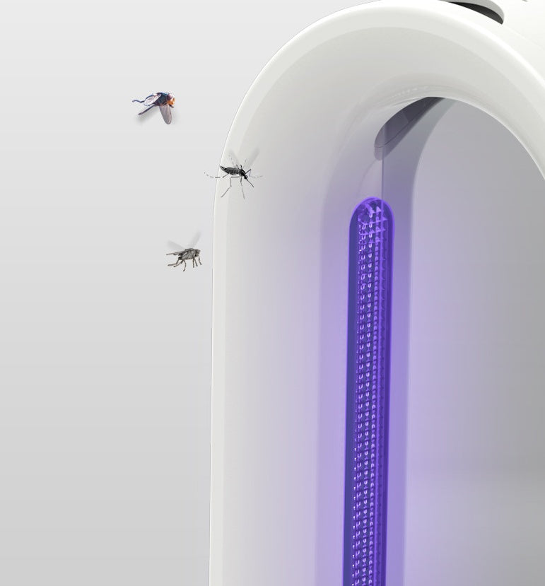 Fly-tötung Lampe Ist Eingesteckt in Die Klebrige Moskito Baby Schlafzimmer