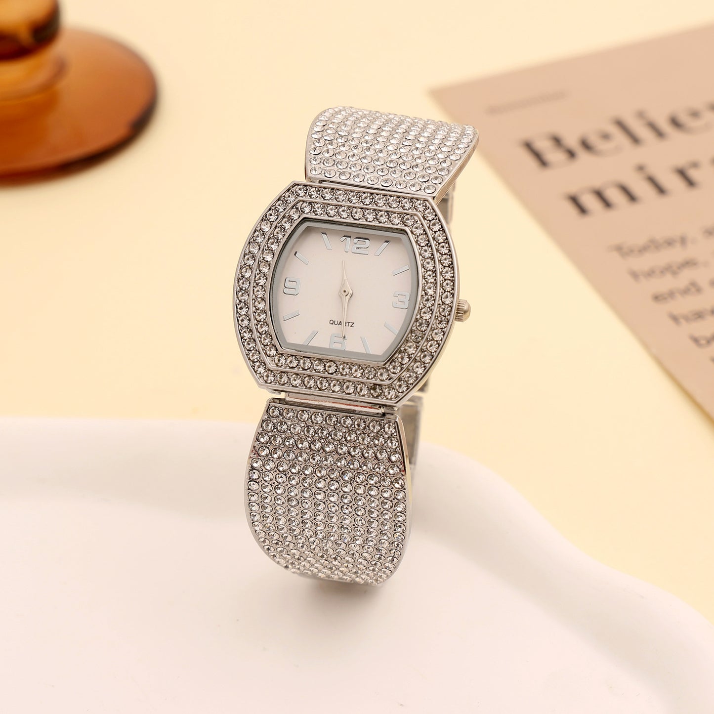 Fashion Steel Belt Quartz Watch Full Diamond Ladies