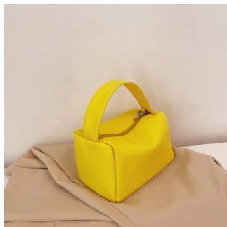 Spring new fashion all-match chain handbag