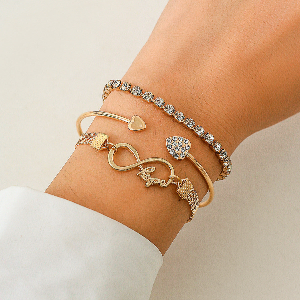 Retro Heart-shaped Full Diamond Chain 8-word Bracelet