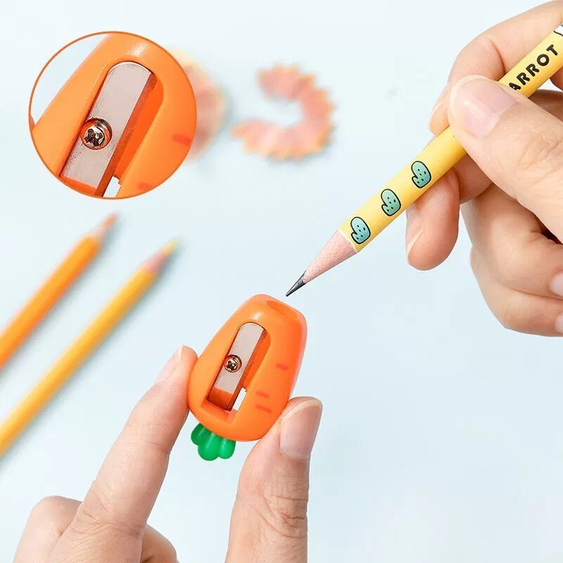 Small mini pencil sharpener in fruit and vegetable shape, small and portable