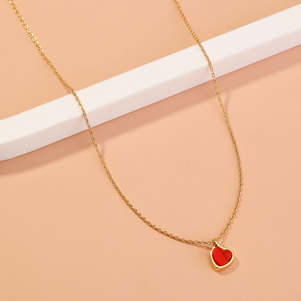 Red Heart Clavicle Chain Pendant