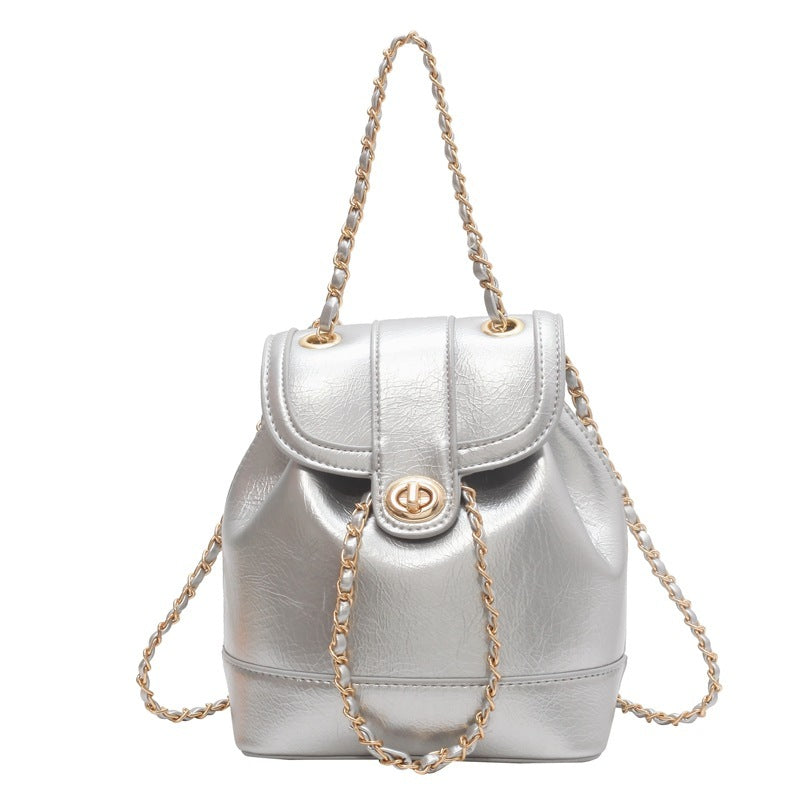 Ladies chain backpack one shoulder retro oily bucket bag