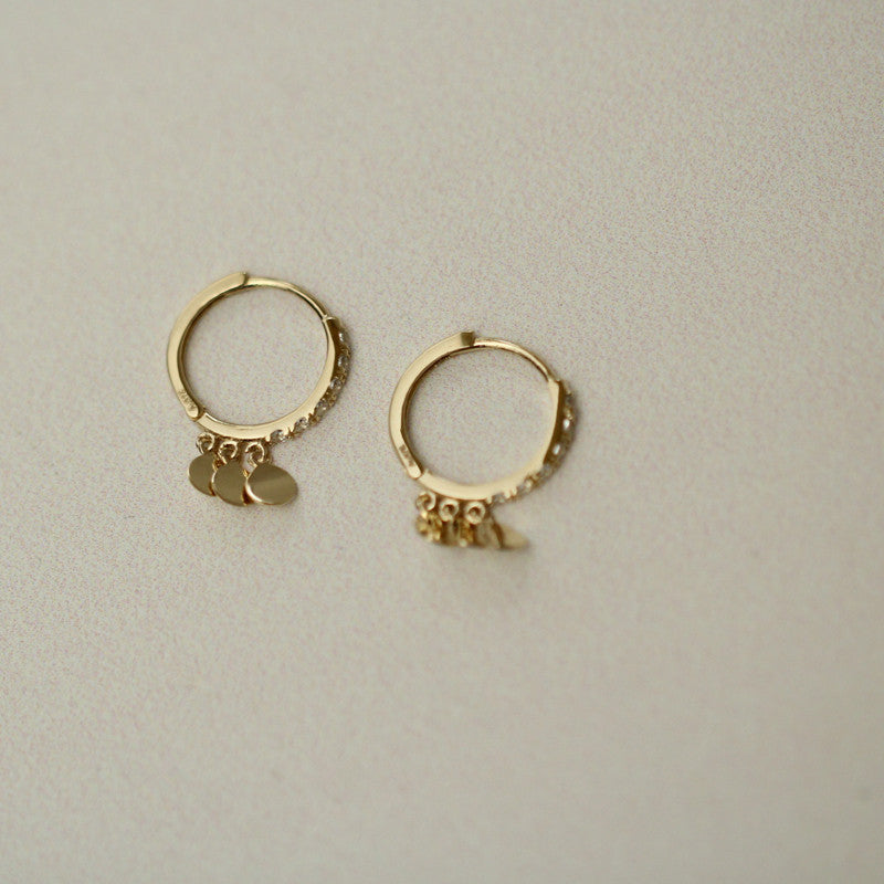 South Korea Small Round Gold Leaf Small Zircon Edge Ring Temperament Style Delicate Earrings