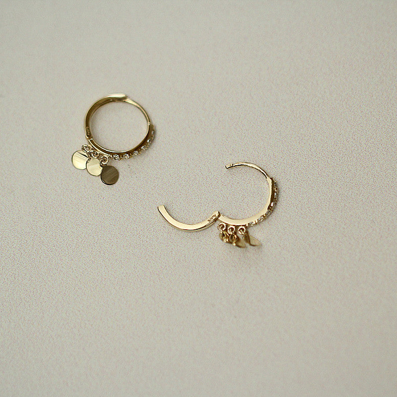 South Korea Small Round Gold Leaf Small Zircon Edge Ring Temperament Style Delicate Earrings