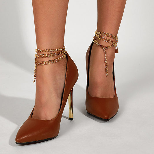 Pointed high heels with metal chain for women with low stiletto heel