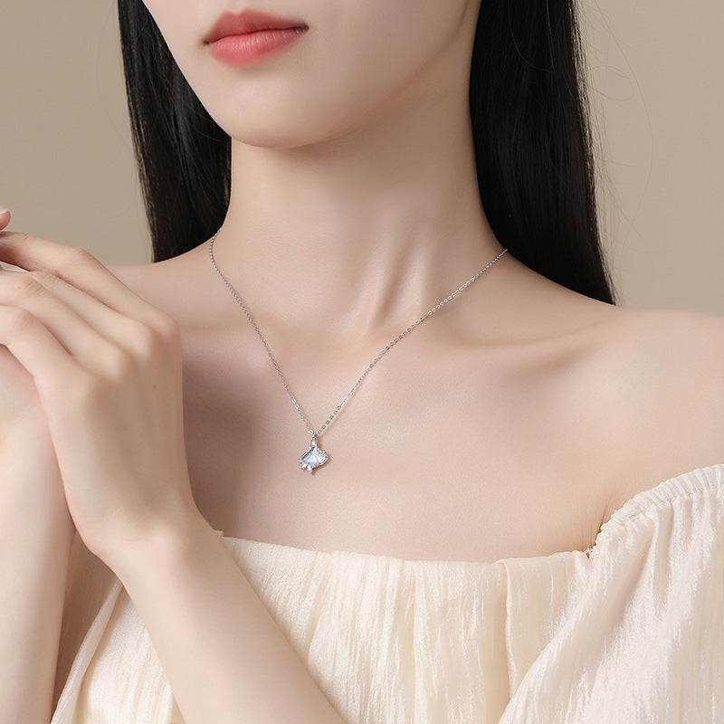 Fashion Ins Clavicle Chain Moonstone Pendant